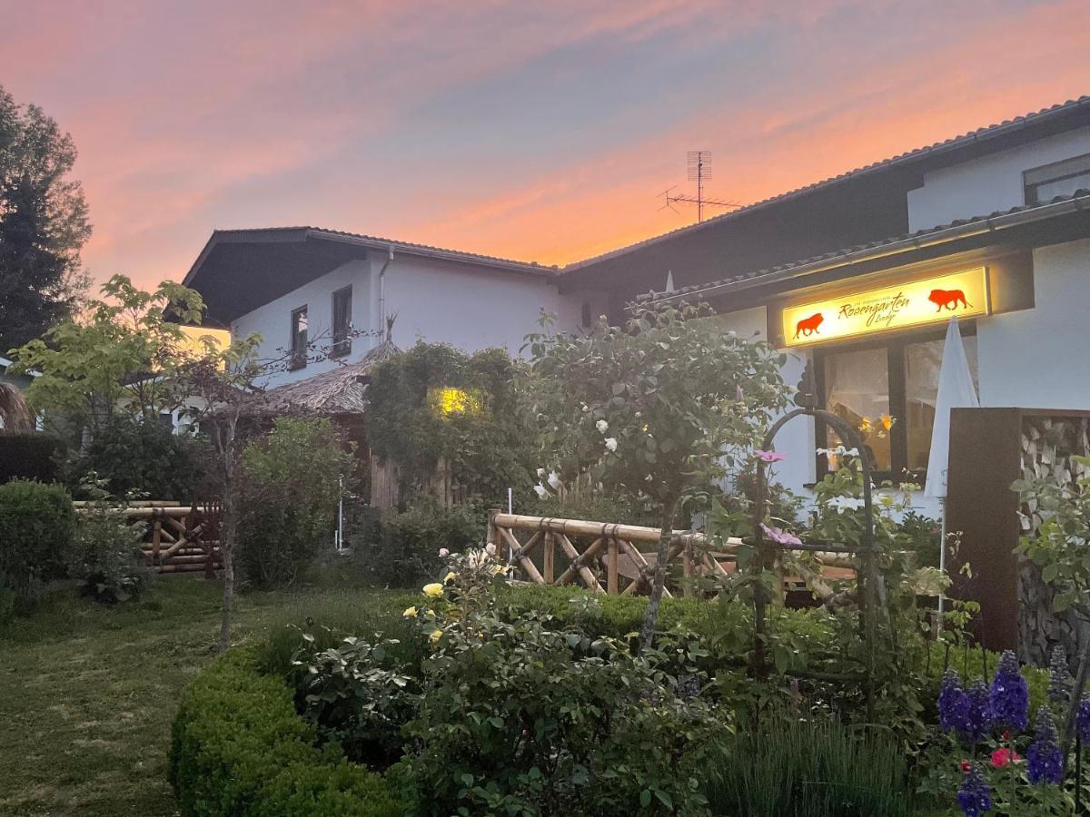 Zu Jeddelohs Lodge Hotel Gladenbach Exteriör bild